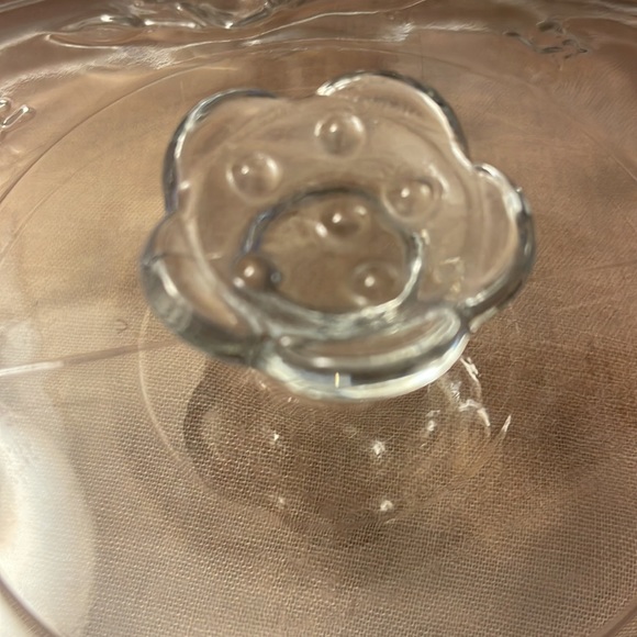 Beautiful 2-quart baking dish - Picture 8 of 9